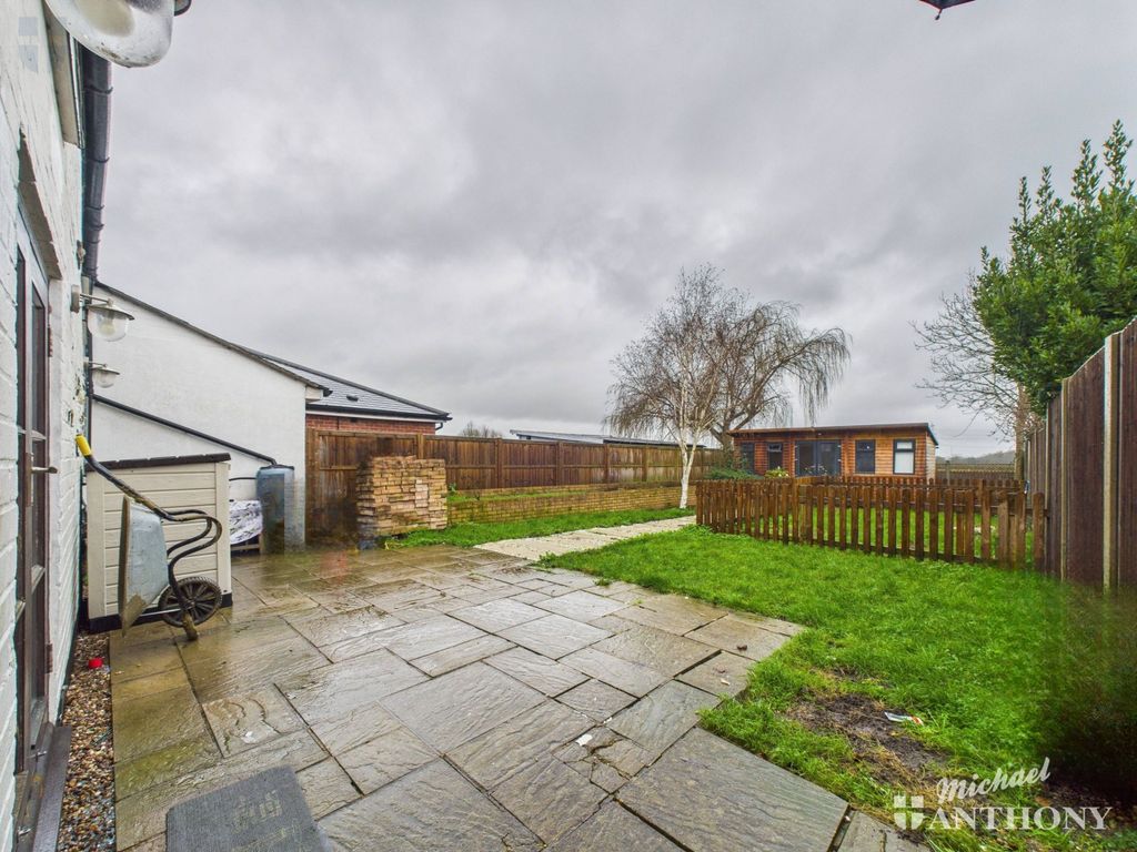 Property photo 3 of 20 0A9d1E3ce9F346c49c671Bb05d6E887B_80_Cam03218G0-Pr0868-Still013