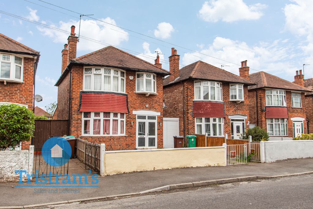 Property photo 1 of 21