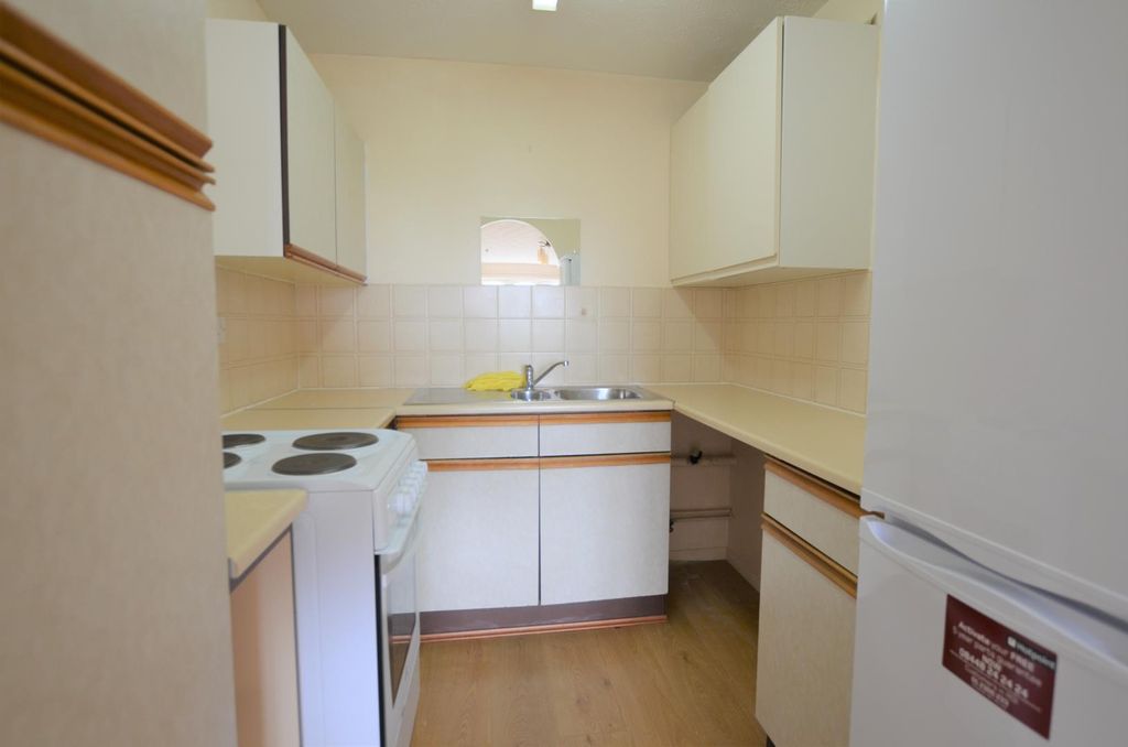 Property photo 3 of 4