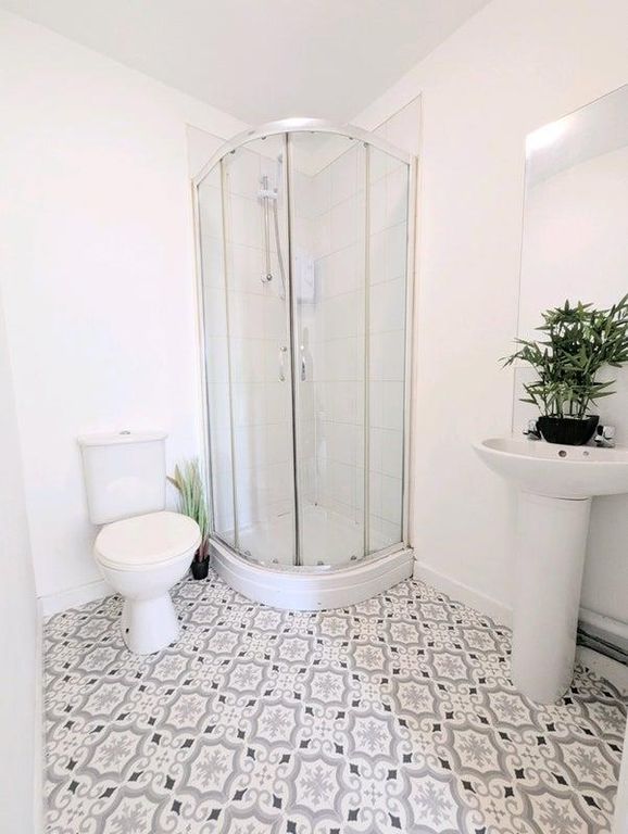 Property photo 2 of 13 97786053.Jpg