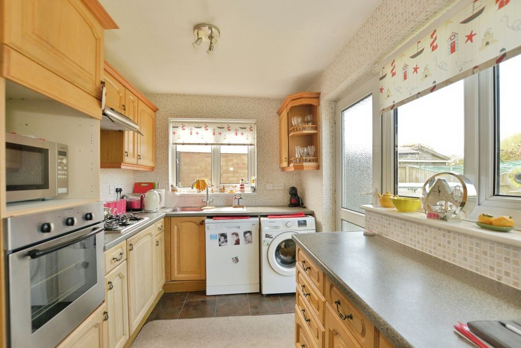 Property photo 3 of 13 Pbox-Img.Jpg