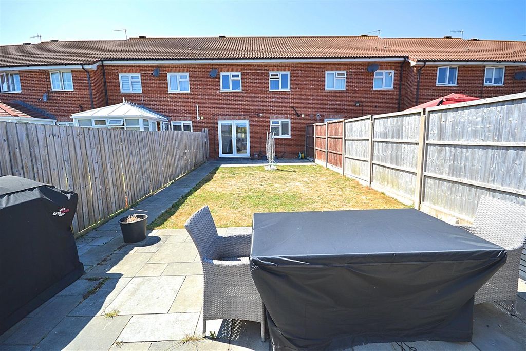 Property photo 3 of 27 40 (1).Png