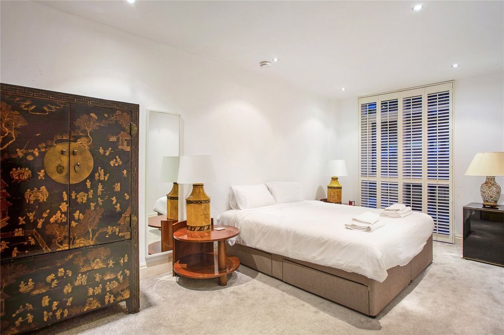 Property photo 2 of 16 Picture No. 14