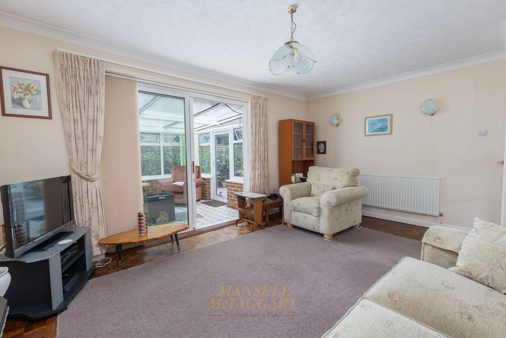 Property photo 3 of 22