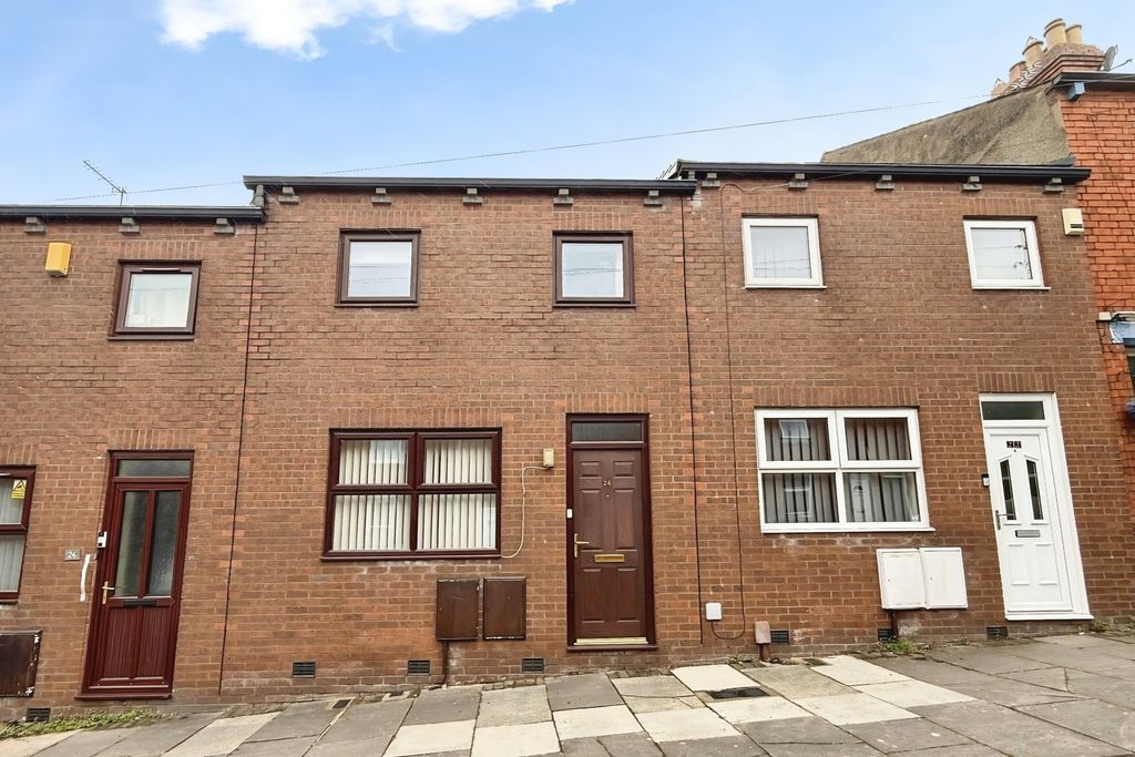 Property photo 1 of 13 External