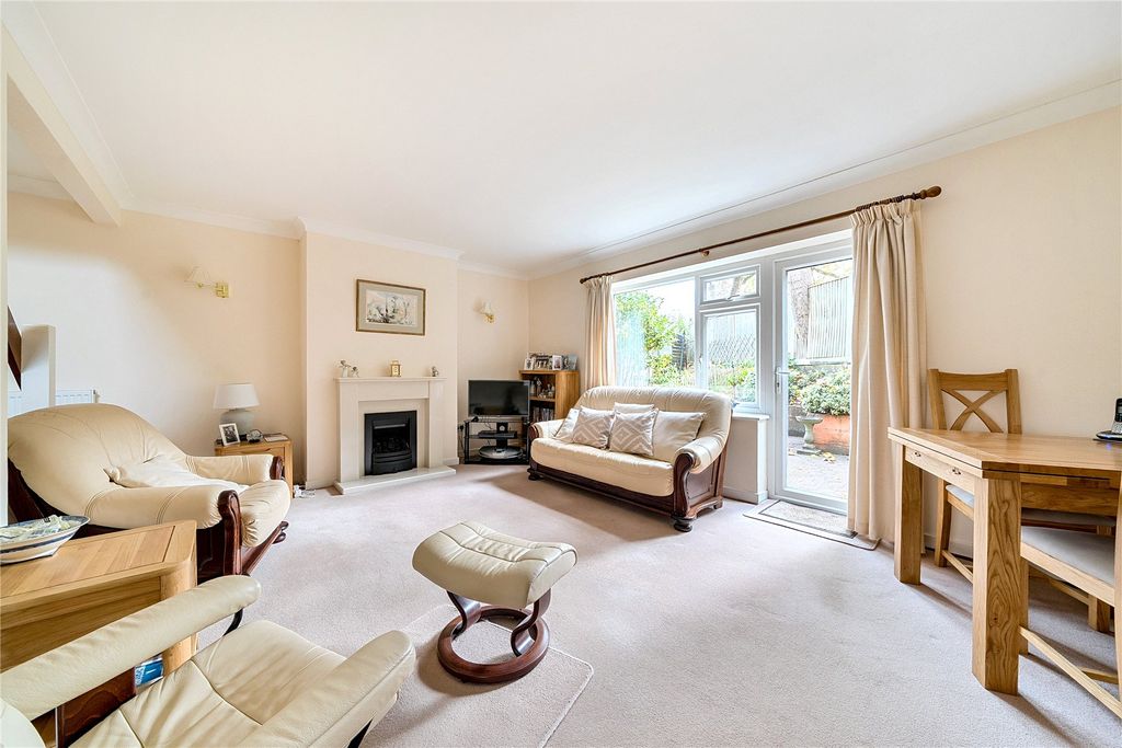 Property photo 2 of 15 Picture No. 05