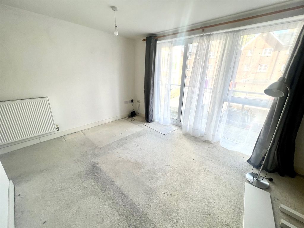 Property photo 3 of 7 Picture No. 04