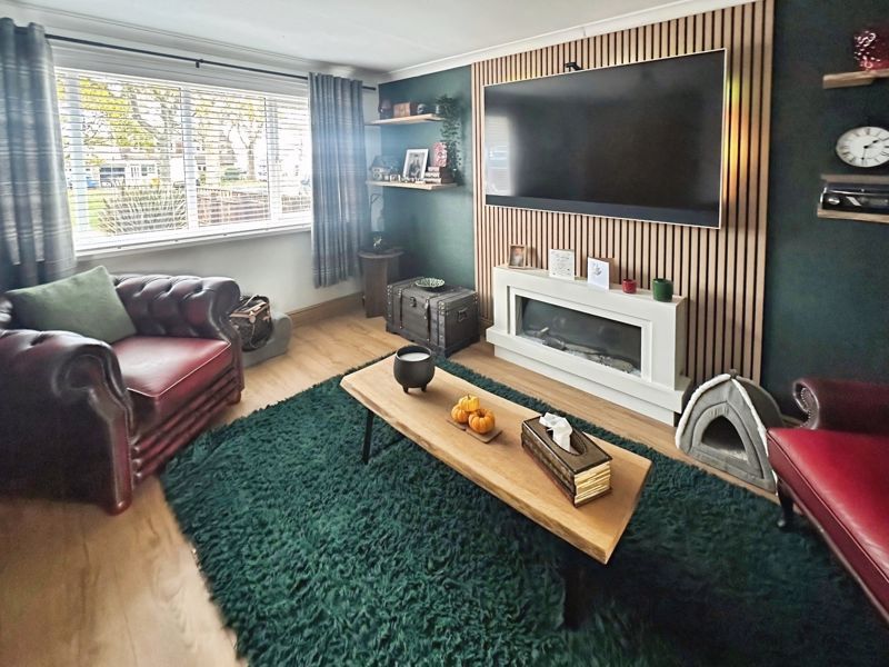 Property photo 2 of 14 Photo 11