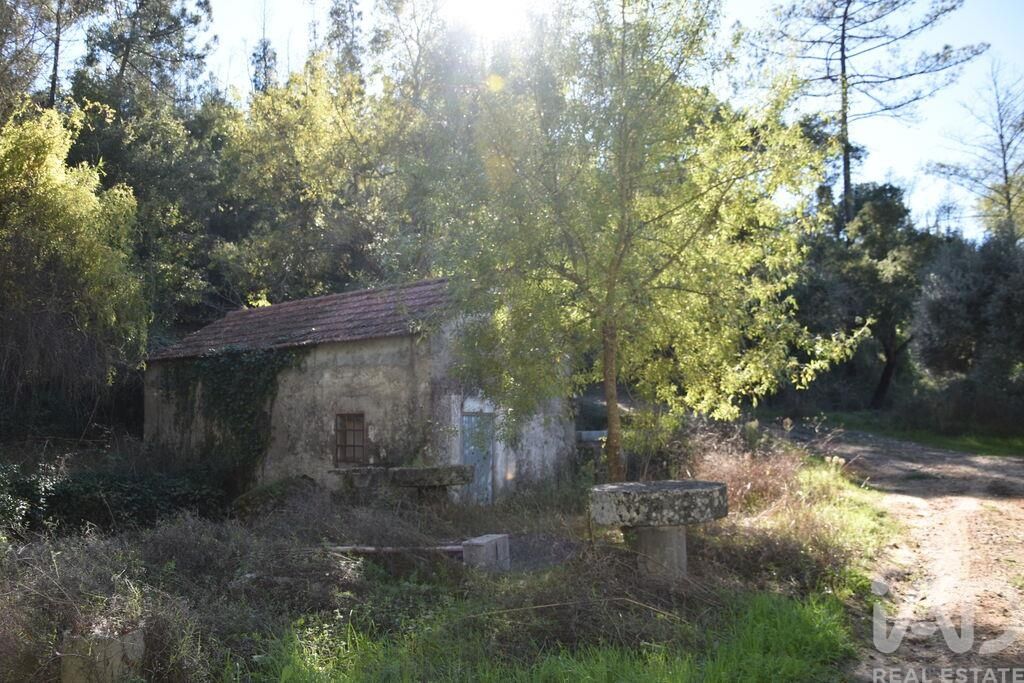 Property photo 3 of 28