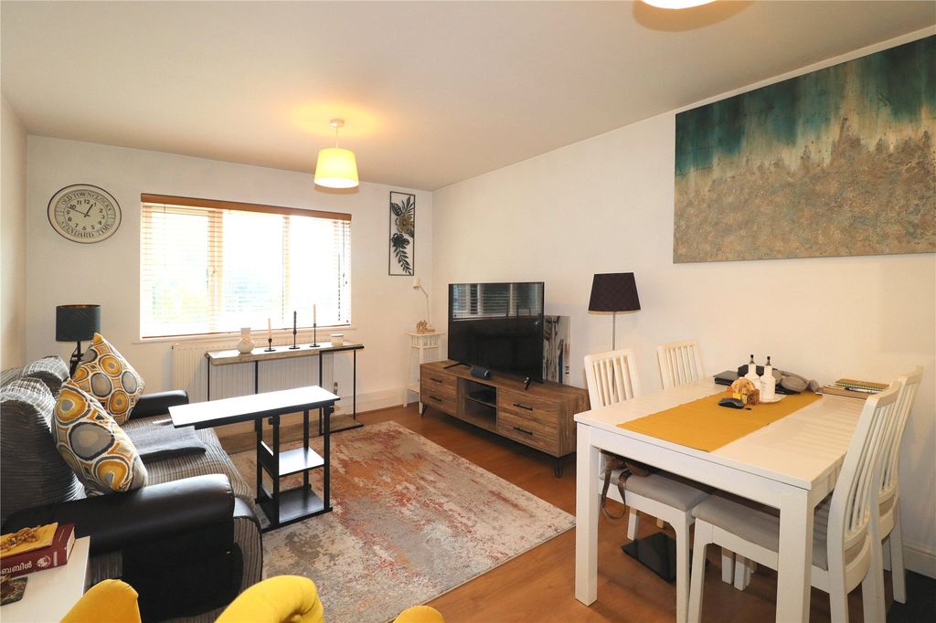 Property photo 2 of 10 Picture No. 03