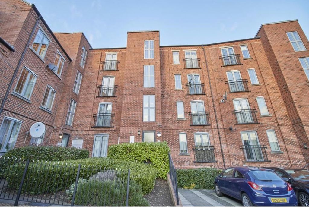 Property photo 1 of 6 Cover