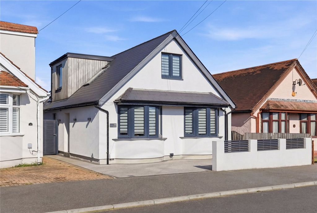 Property photo 1 of 25 Front