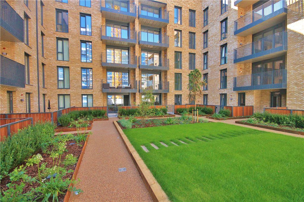 Property photo 1 of 12 Courtyard Garden