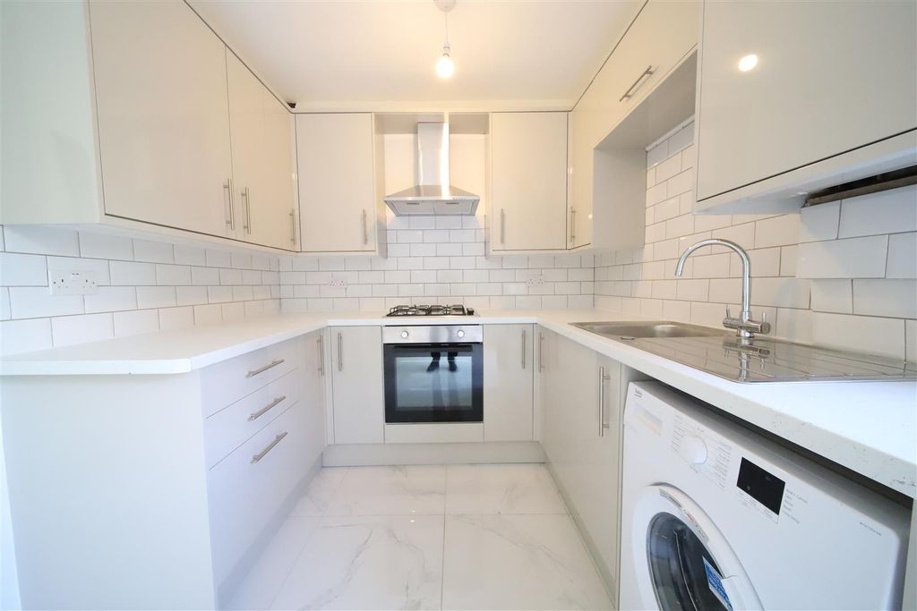 Property photo 3 of 17 Img_2348.Jpg