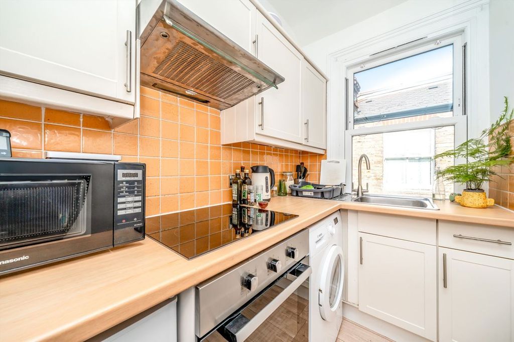 Property photo 3 of 3