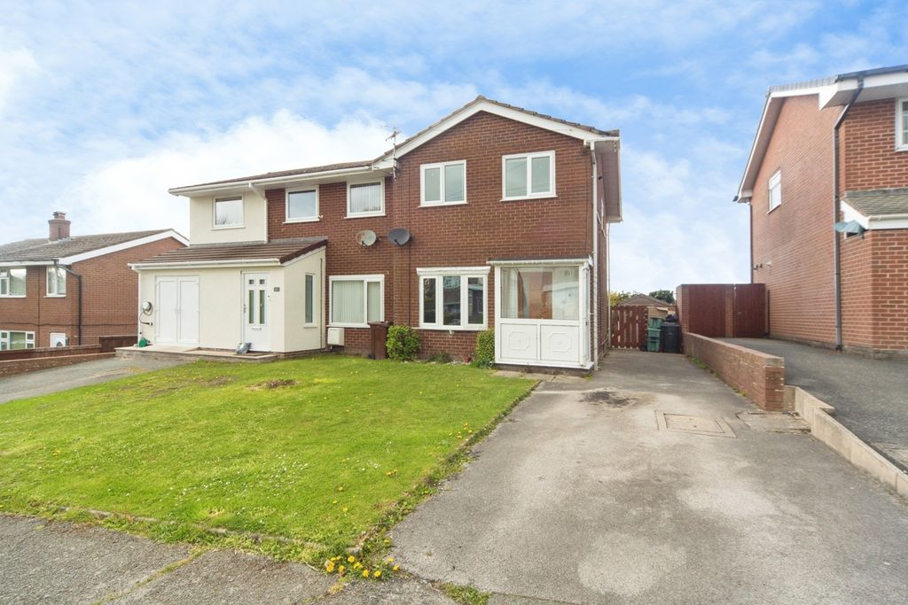 Property photo 1 of 17 Pbox-Img.Jpg