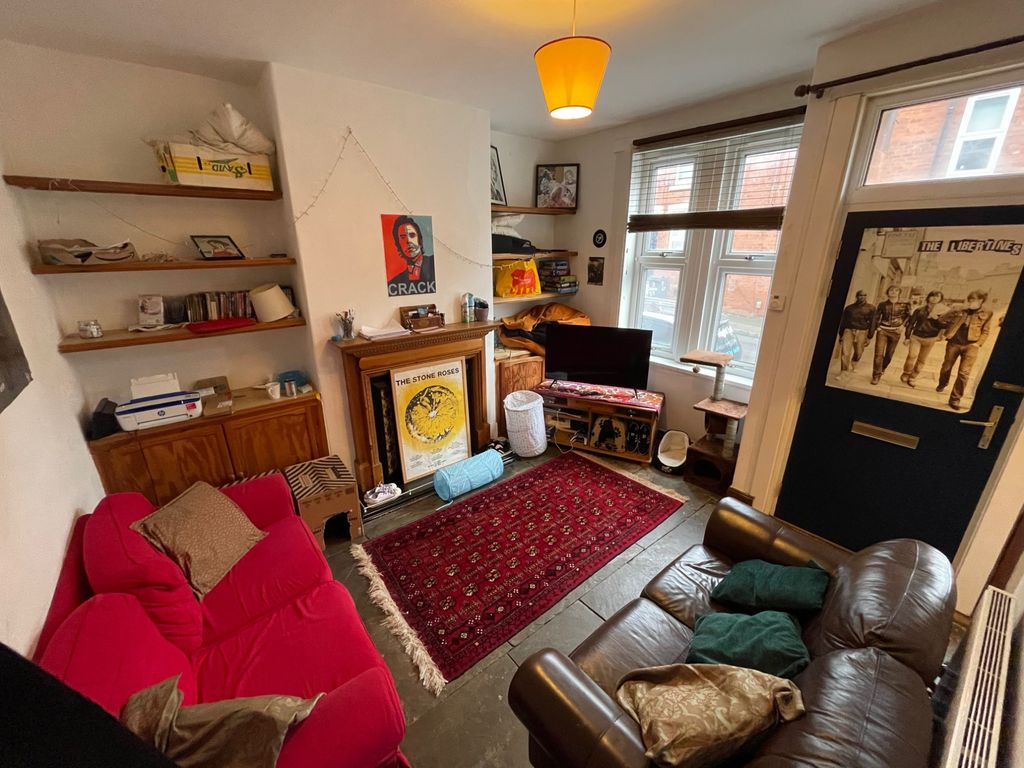 Property photo 3 of 13