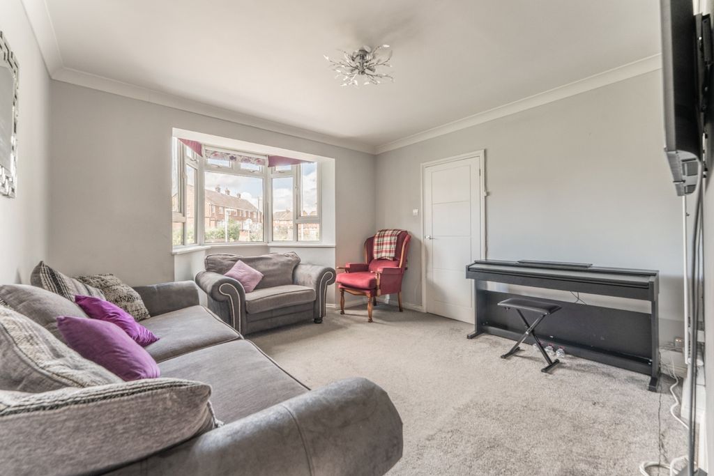Property photo 2 of 21 5230001