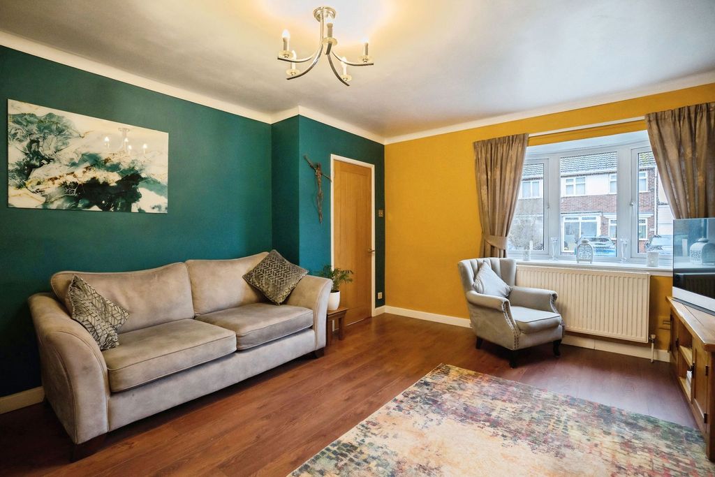 Property photo 3 of 20