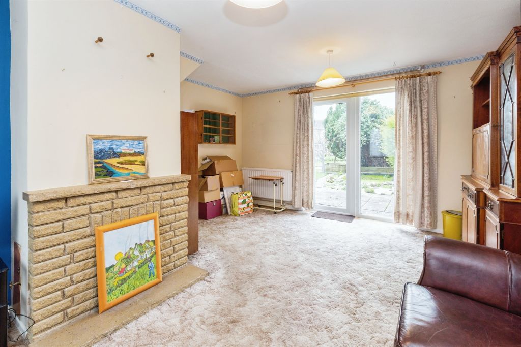 Property photo 3 of 14