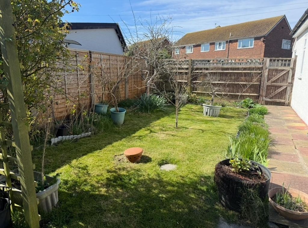 Property photo 3 of 13 Rear Gardens