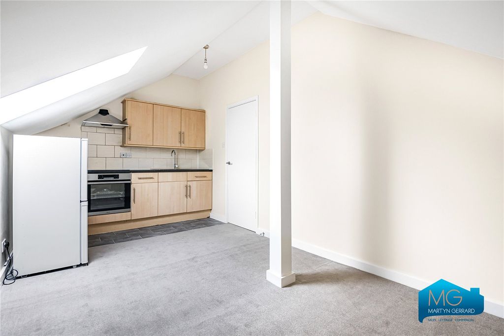 Property photo 3 of 10 Picture No. 34