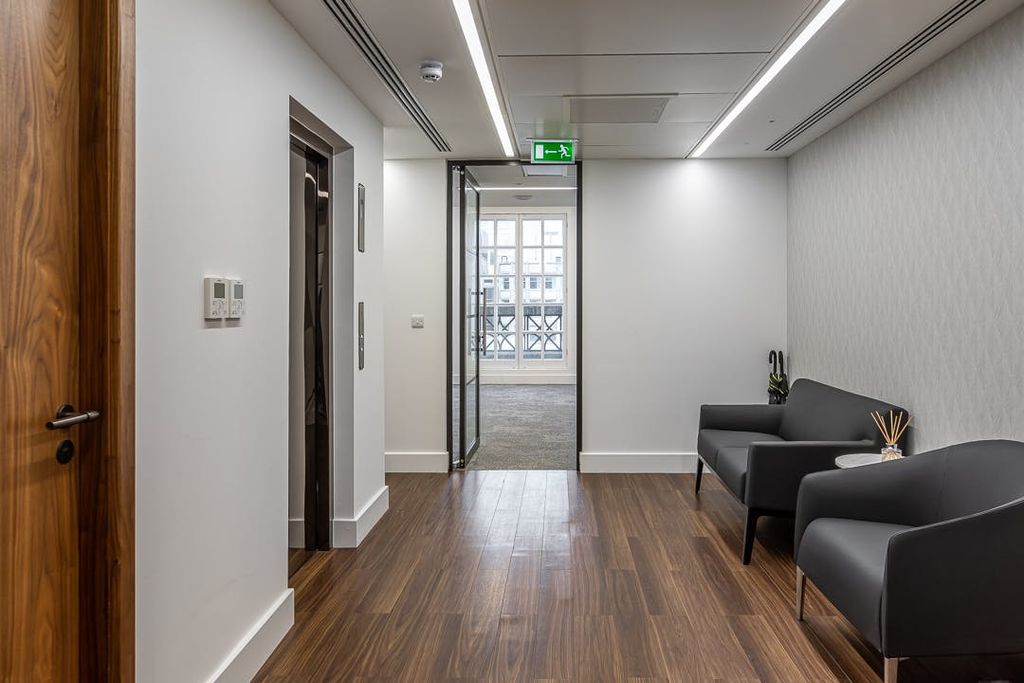 Property photo 3 of 19 Jbp_Lre_60Sjs_Low_004.Jpg