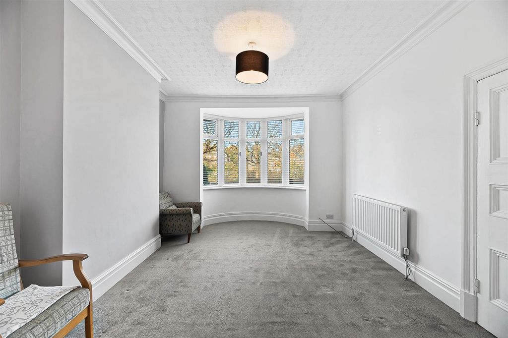 Property photo 2 of 15 Living Room