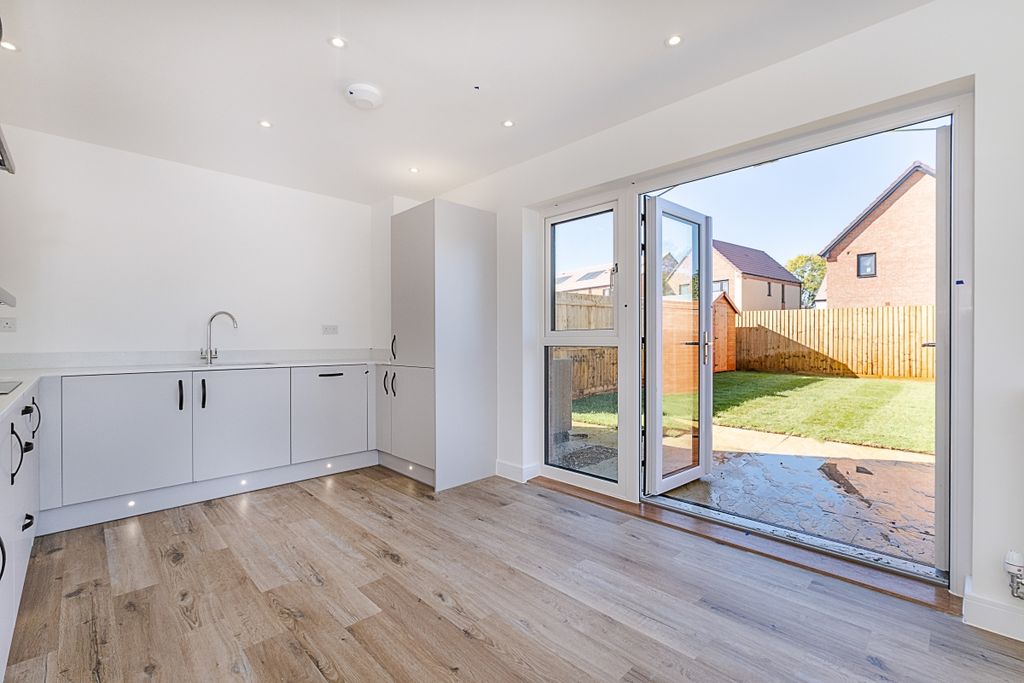 Property photo 3 of 17 Kitchen Dining Ro...