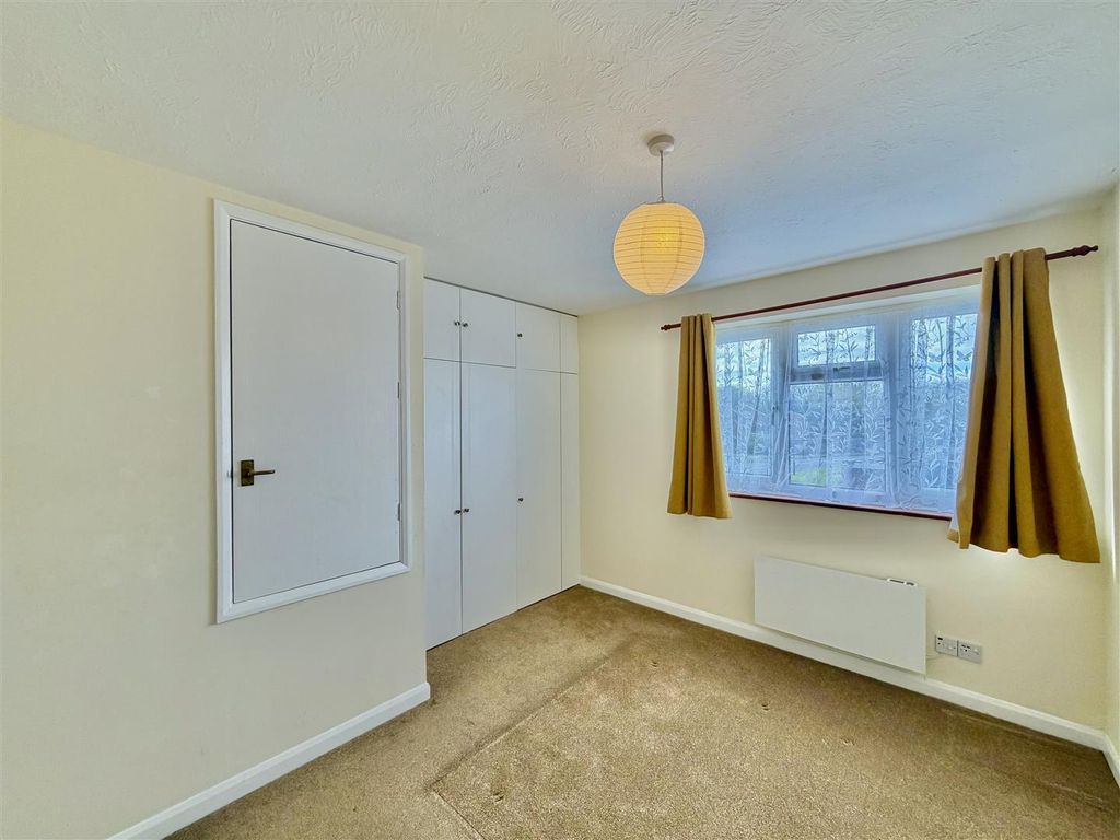 Property photo 3 of 7 Bedroom One