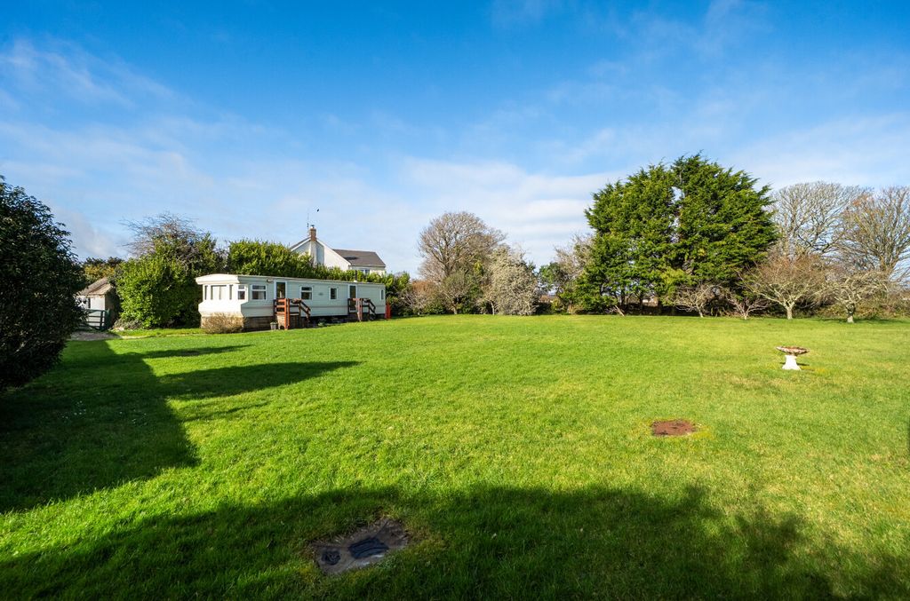 Property photo 2 of 30 1417233-6-699738d...