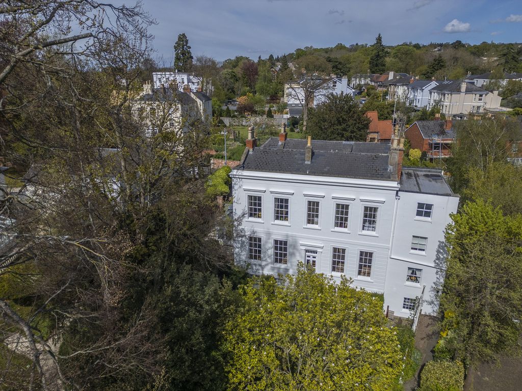 Property photo 3 of 20