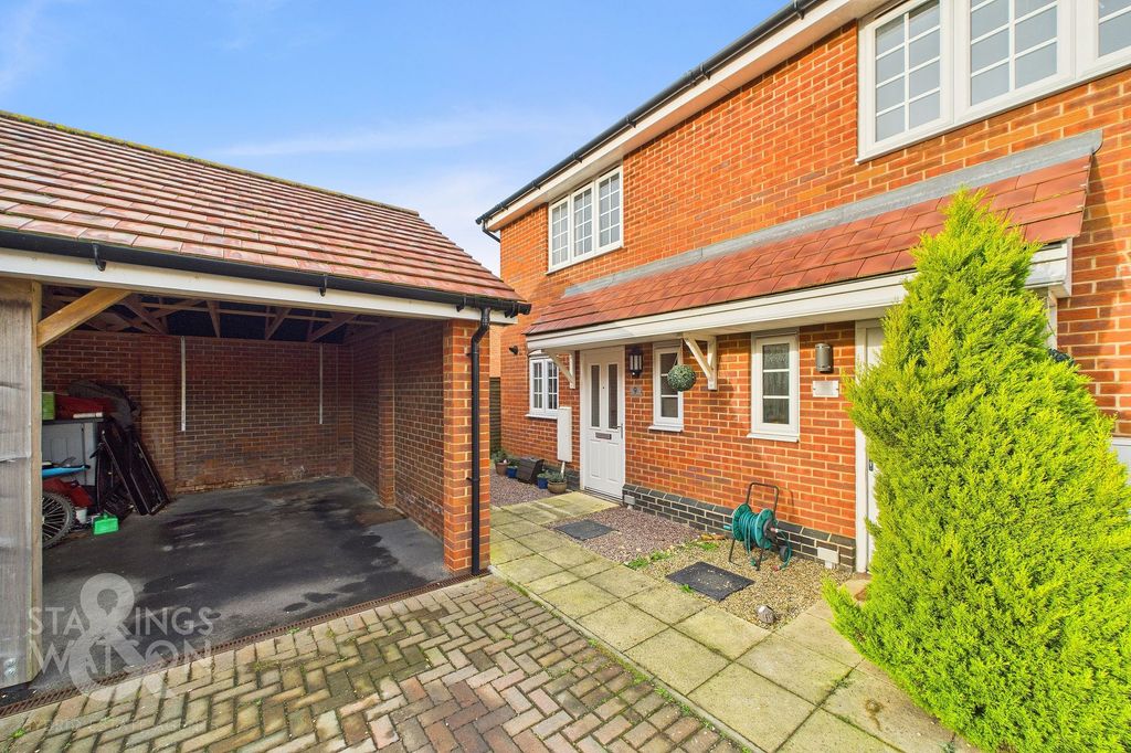 Property photo 2 of 16