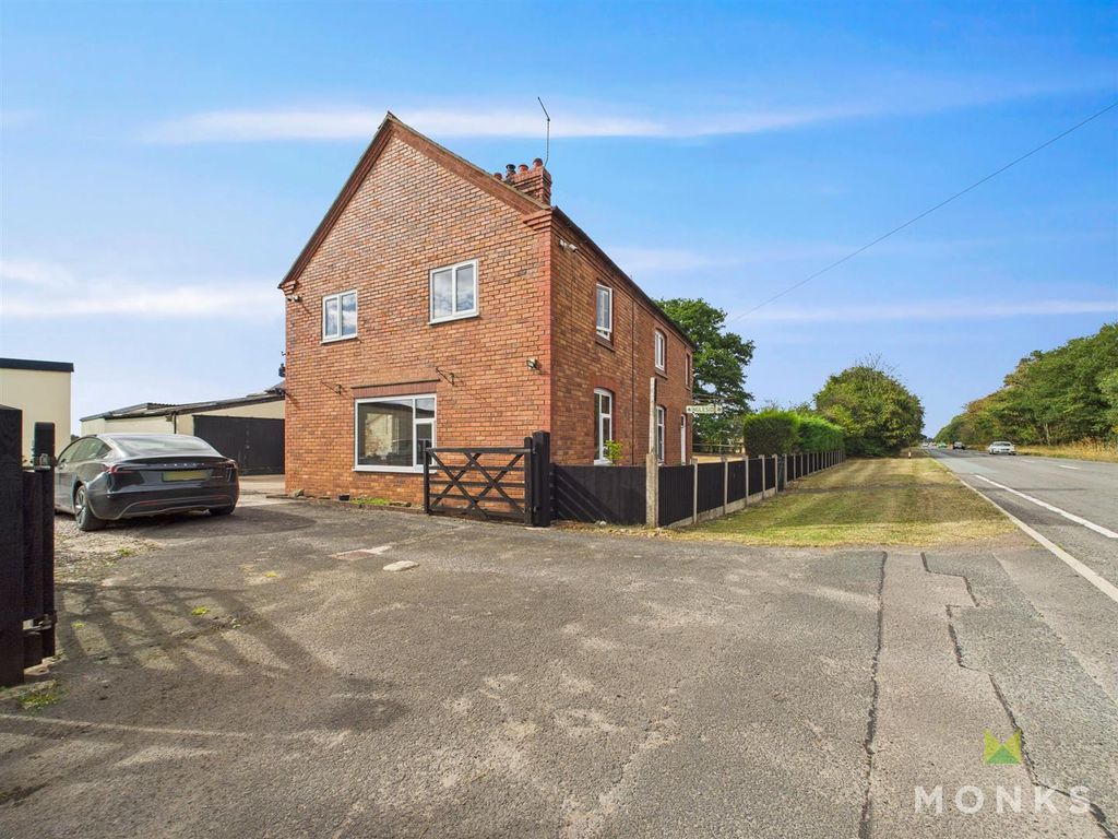 Property photo 3 of 46 Cam01520G0-Pr0259-Still020.Jpg