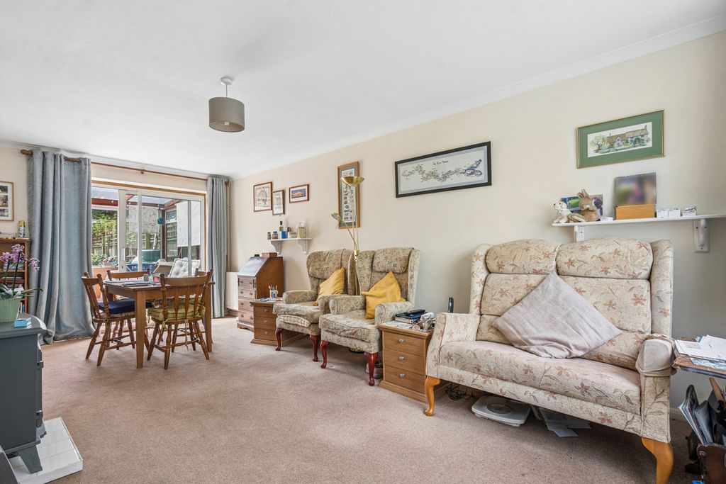 Property photo 3 of 14