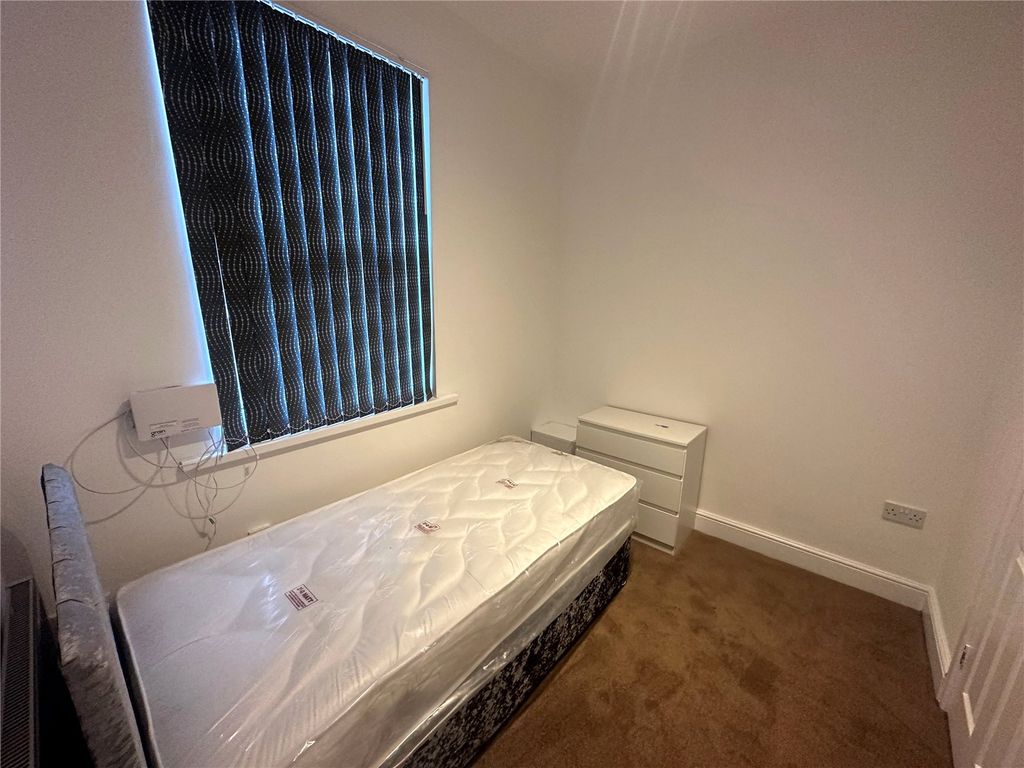 Property photo 3 of 11 Picture No. 06