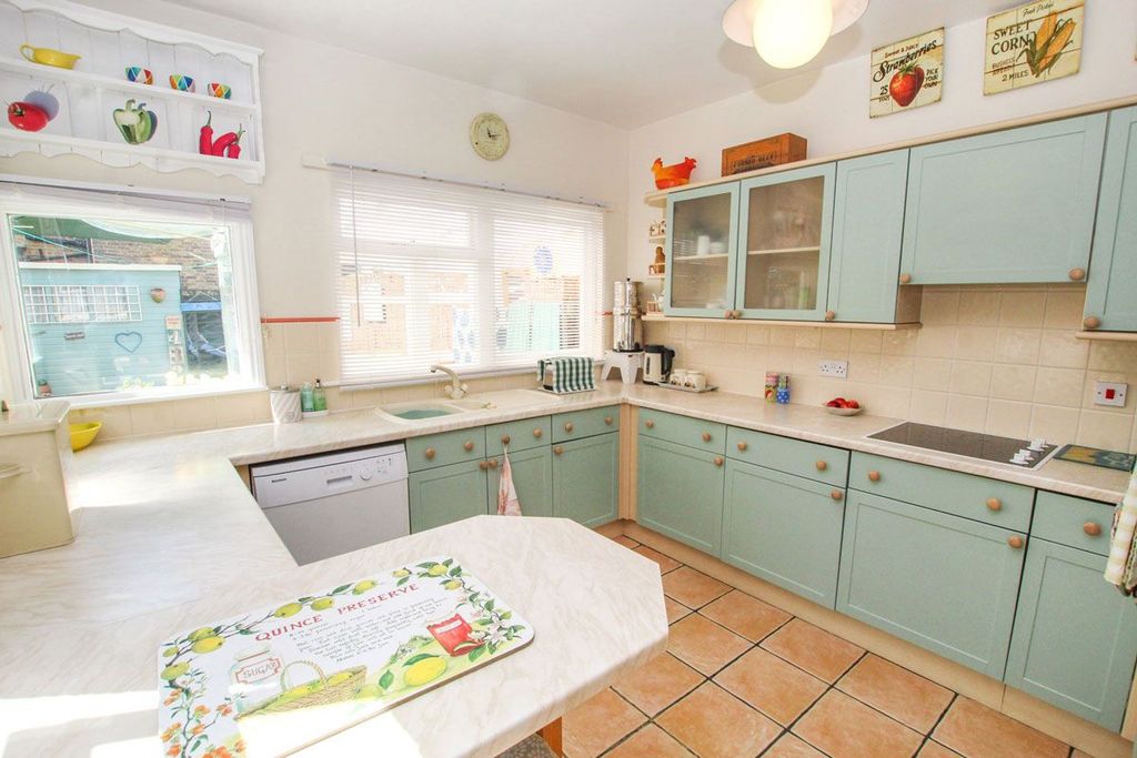 Property photo 3 of 22