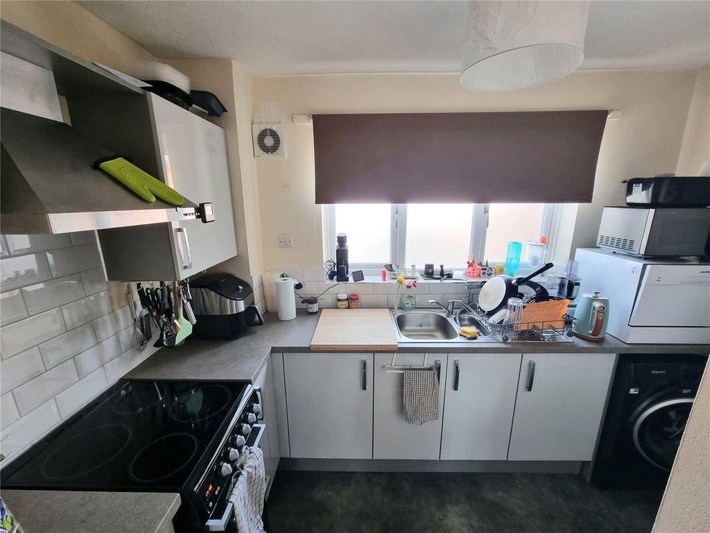 Property photo 3 of 10 Picture No. 20