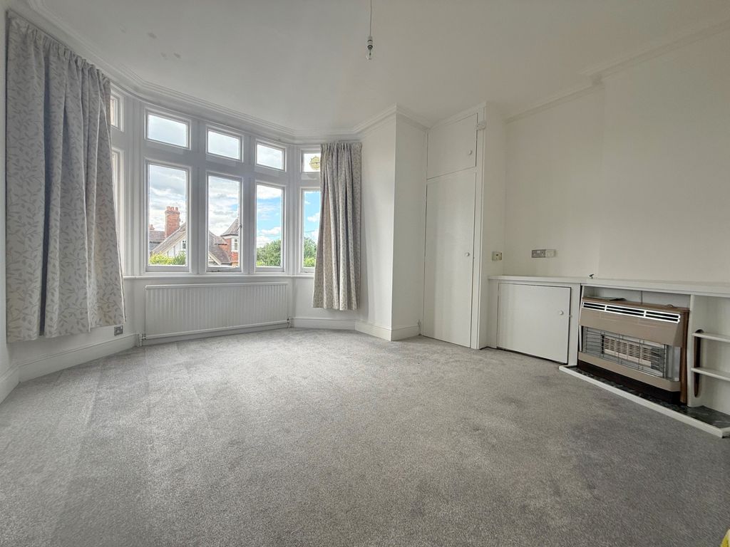 Property photo 2 of 6 Gallery