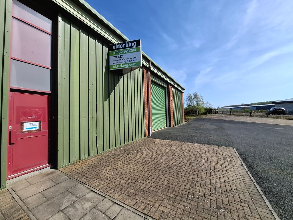 Property photo 3 of 10