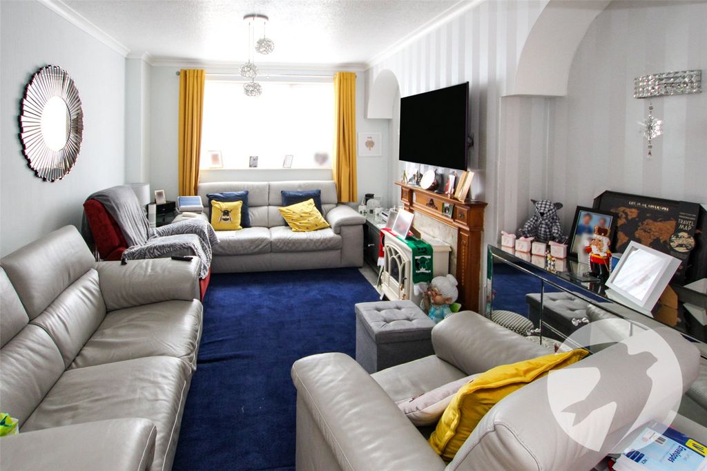 Property photo 2 of 12 Picture No. 10