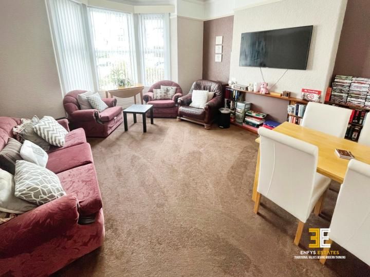 Property photo 3 of 45
