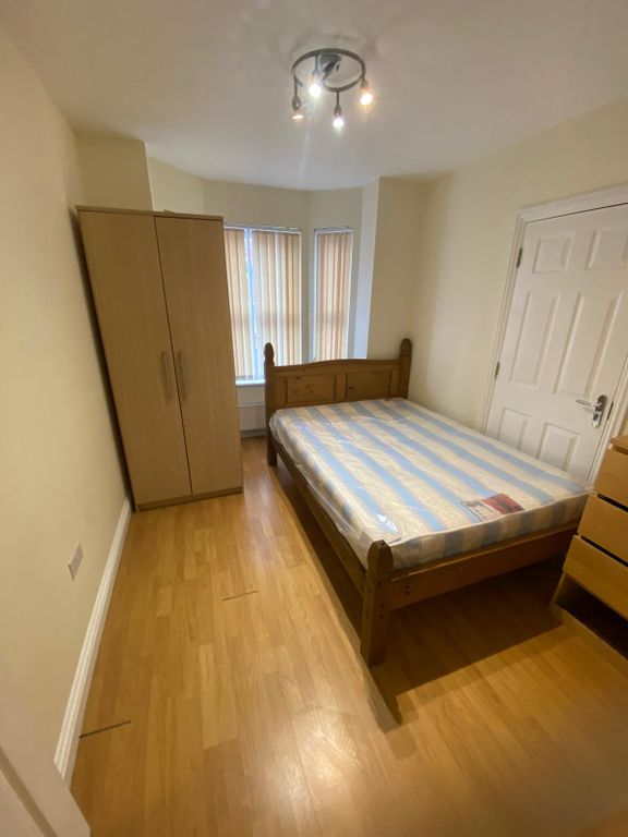 Property photo 2 of 7 Bedroom 