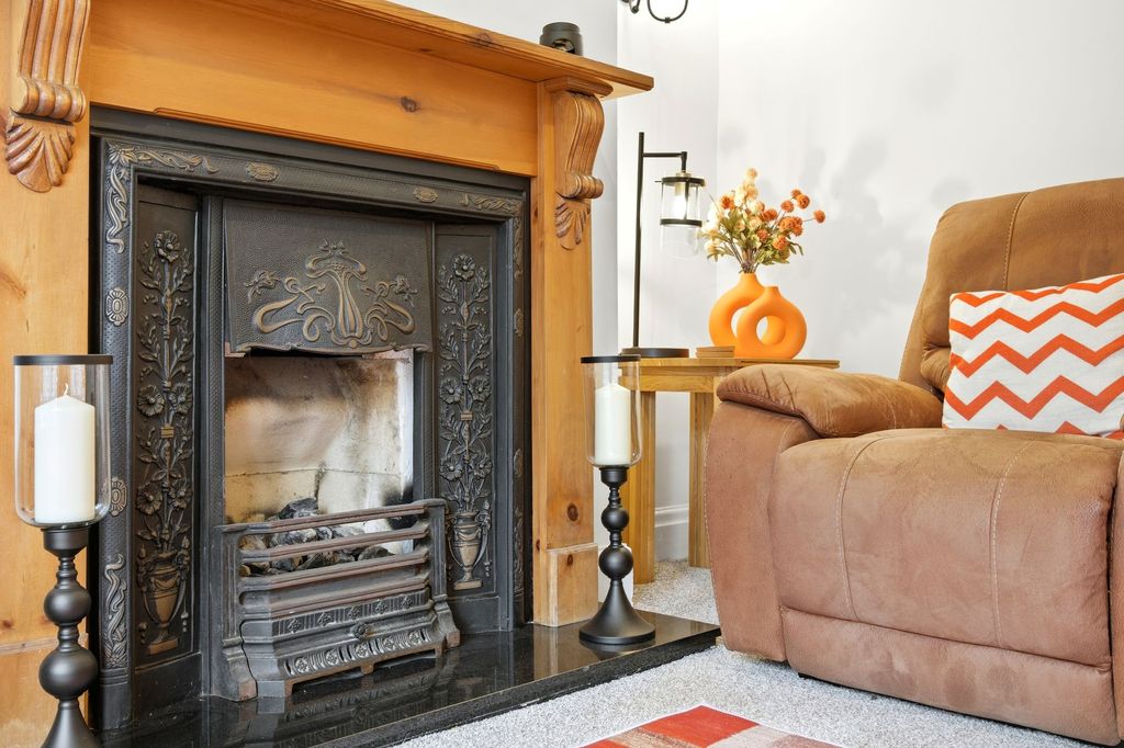 Property photo 3 of 20