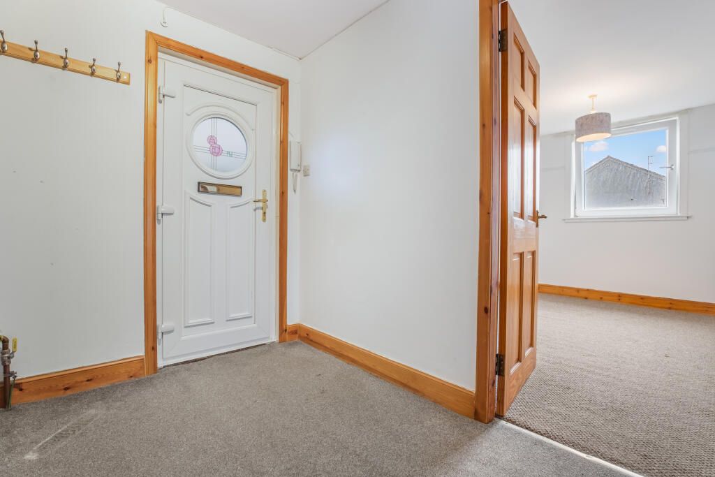 Additional image 7 of 2 bed flat to rentSunart Place, Grangemouth FK3