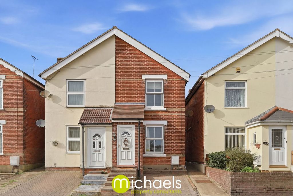 2 bed semi-detached house for saleHarwich Road, Colchester CO4