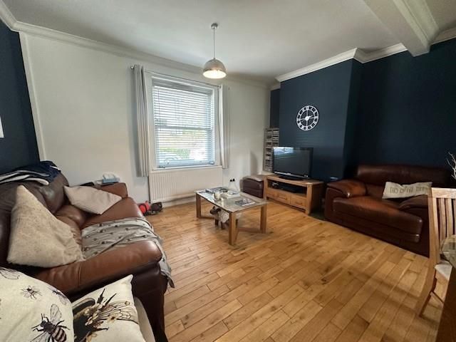 Property photo 3 of 7 Living 2.Jpg