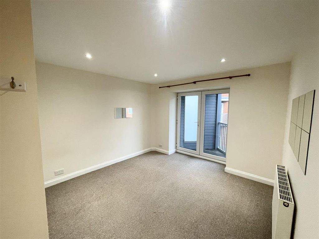 Property photo 3 of 8 Img_9797.Jpg