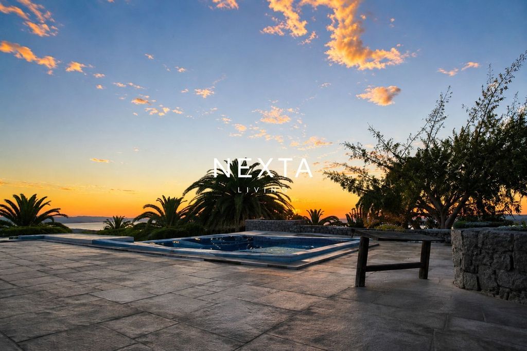 Property photo 1 of 32 ¡Detached Villa In Santa Úrsula With Sea Views, Teide Views And Large Plot!