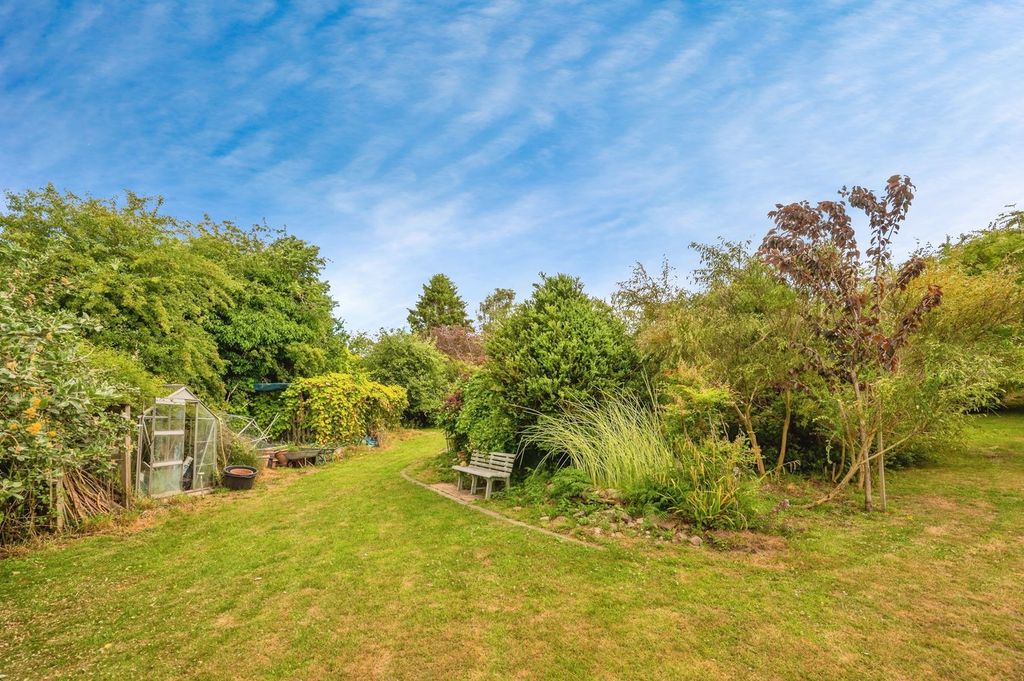 Property photo 1 of 30